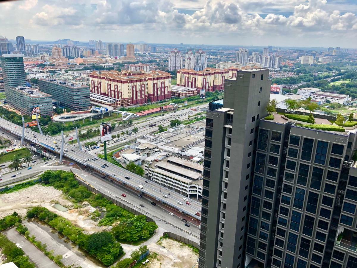 Charming Suite & Sunway And Petaling Jaya Zewnętrze zdjęcie